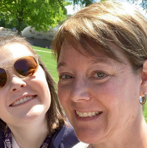 Meet your Posher, Carrie